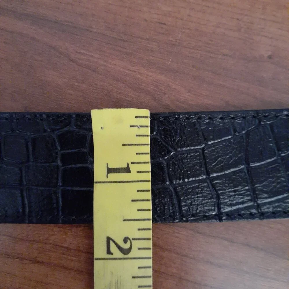 Donald J Pliner Piece Sign Belt